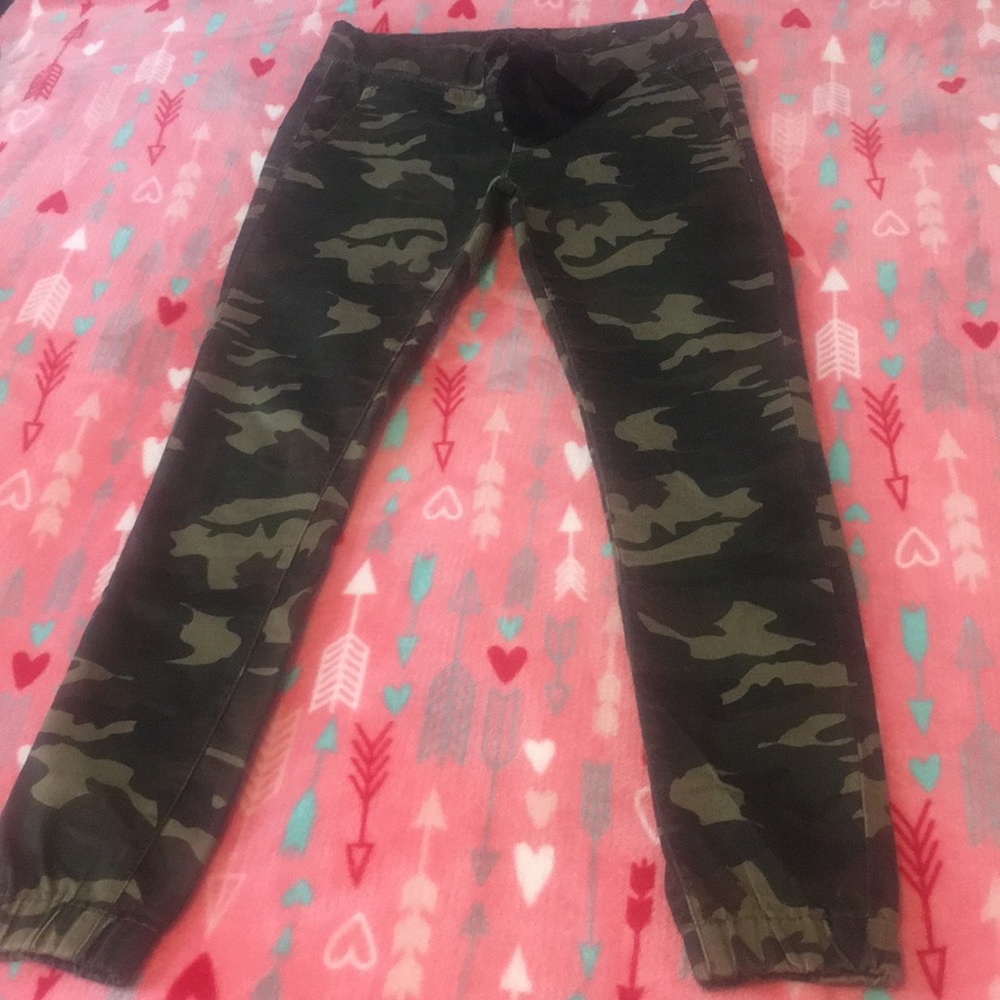 Camo jeans